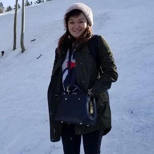 Meet your Posher, Tracy